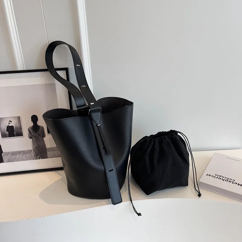 LEFTSIDE Retro Small Solid Color Leather Shoulder Bags for Women 2025 Designer Korean Fashion Female Handbags Underarm Bag
